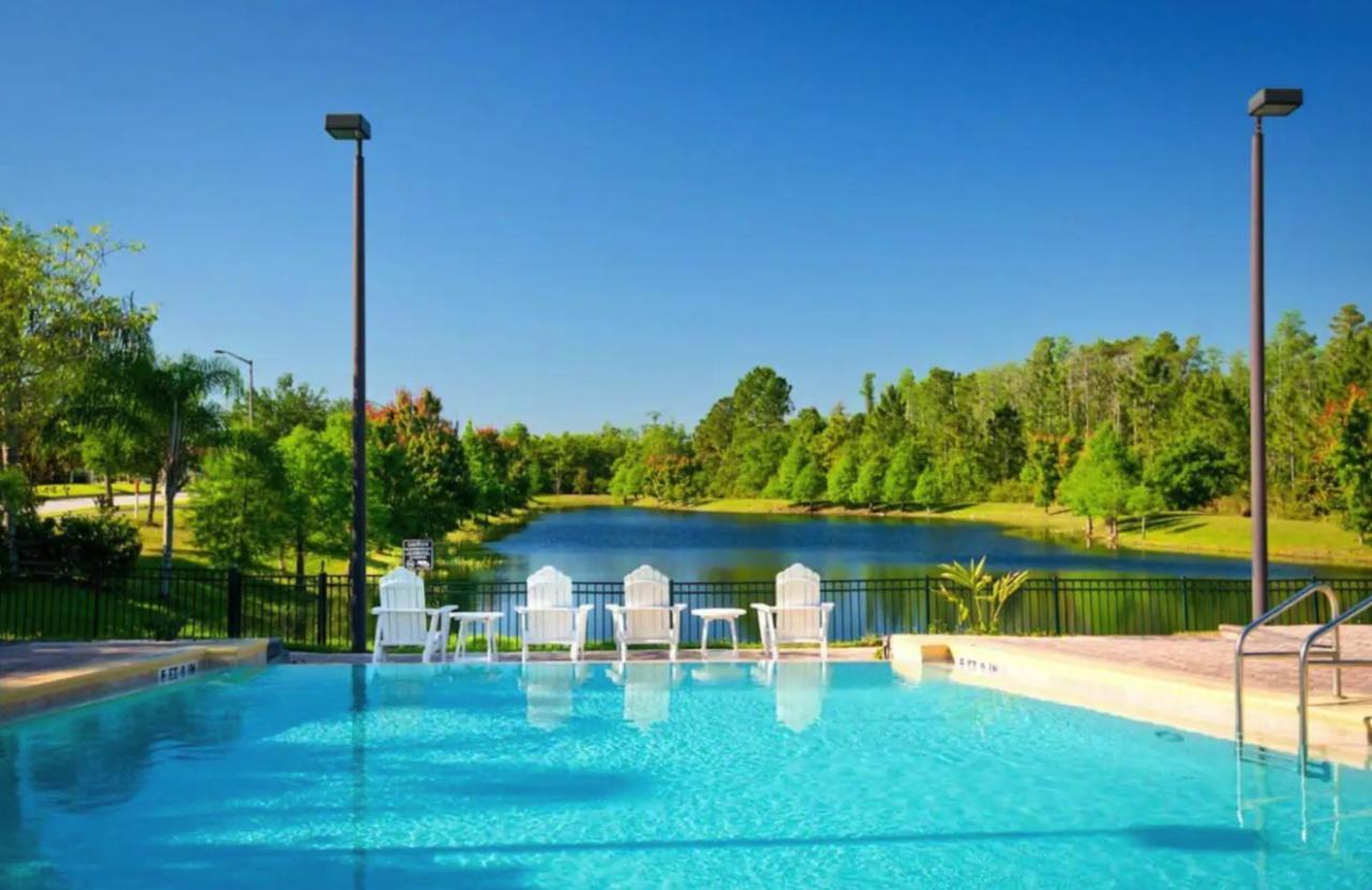 Caribe Cove Aparthotel Kissimmee Bagian luar foto