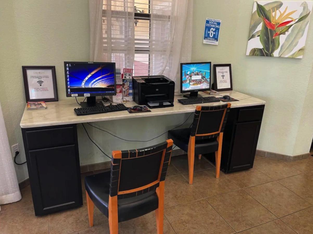 Caribe Cove Aparthotel Kissimmee Bagian luar foto